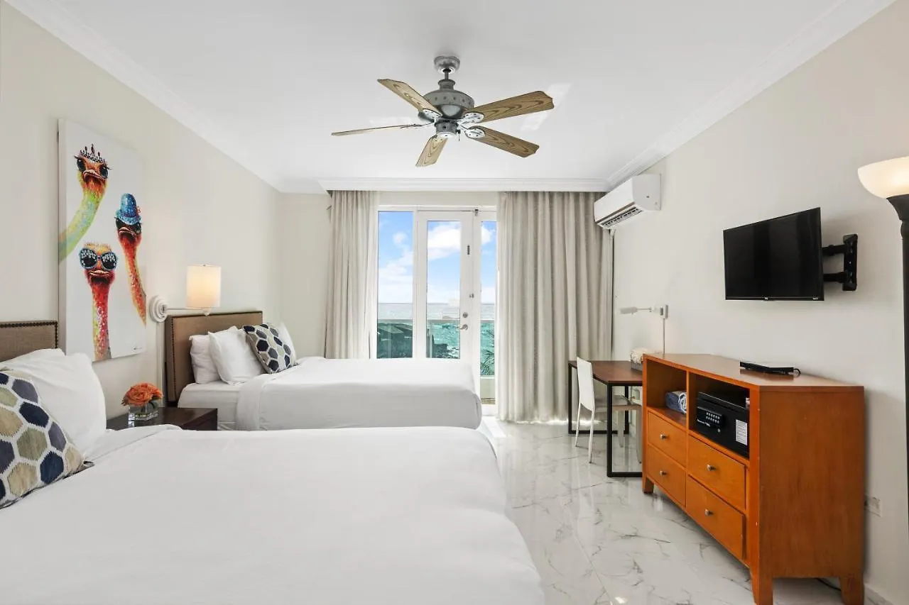 Biarritz Studio - Beautiful Ocean View Studio Apartment San Juan