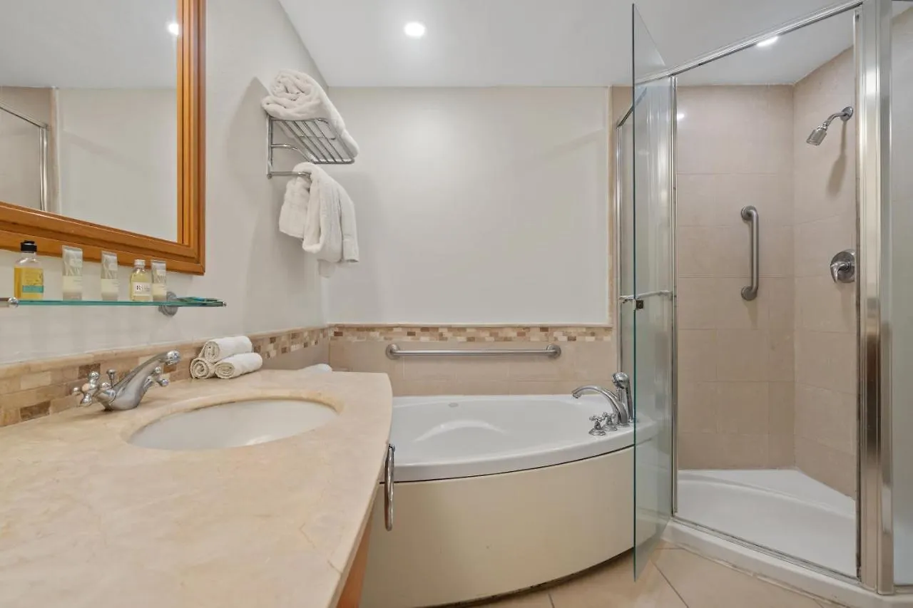 Biarritz Studio - Beautiful Ocean View Studio Apartment San Juan Puerto Rico