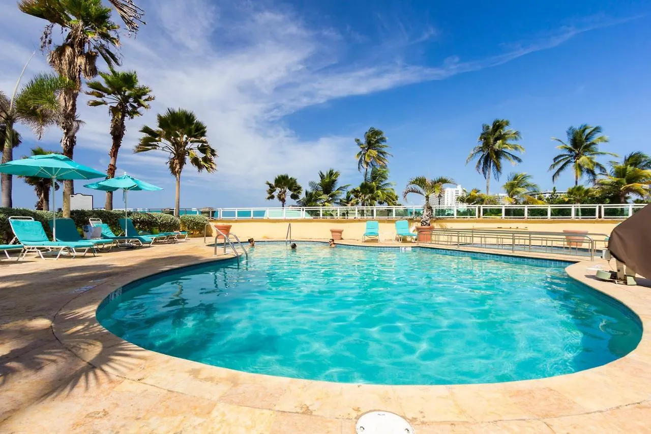 Biarritz Studio - Beautiful Ocean View Studio Apartment San Juan