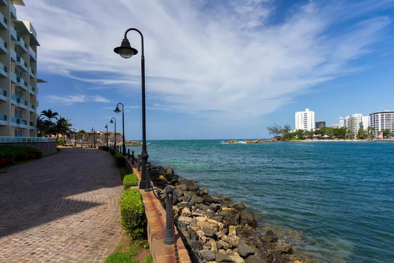 Biarritz Studio - Beautiful Ocean View Studio Apartment San Juan
